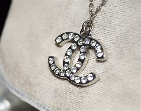 chanel fake jewelry|Chanel jewelry scam.